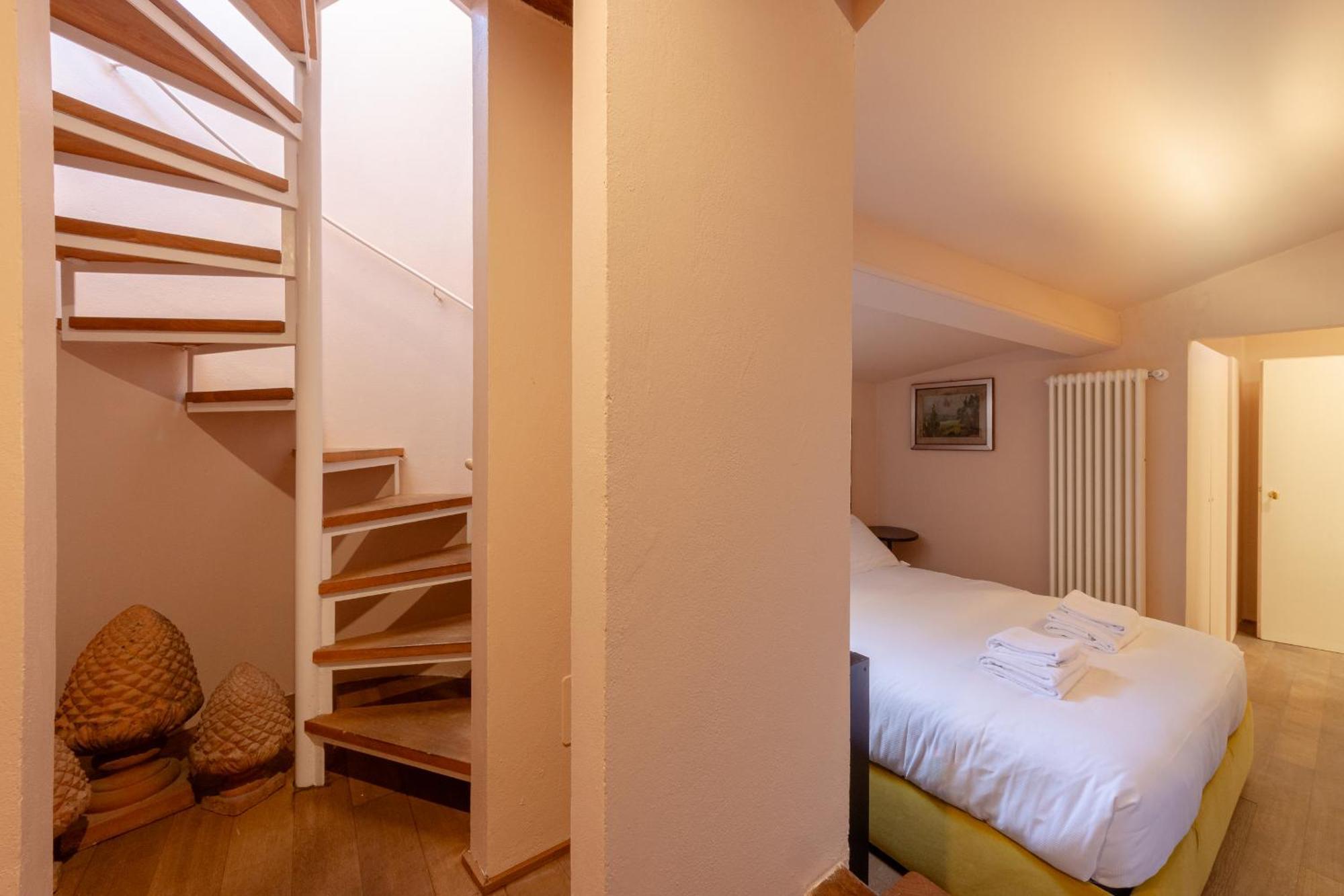 Borgo Tegolaio Terrace Apartment Firenze Bagian luar foto