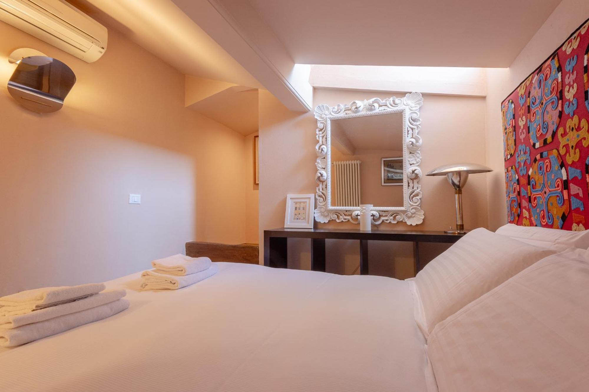 Borgo Tegolaio Terrace Apartment Firenze Bagian luar foto
